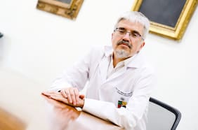 Director del Hospital Clínico UChile: “La capacidad de atender se hace compleja con un presupuesto que no se expande”