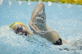Natación: Titmus le gana el primer duelo a Ledecky en Tokio 2020