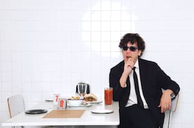 Lucas Espinoza estrena su primer especial y anuncia gira de verano