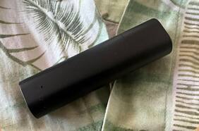 Razer Seiren BT, el micrófono omnidireccional de solapa pensado para los streamings