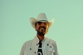 La revancha de Ringo Starr a los 84 años con el regreso a su viejo amor por el country