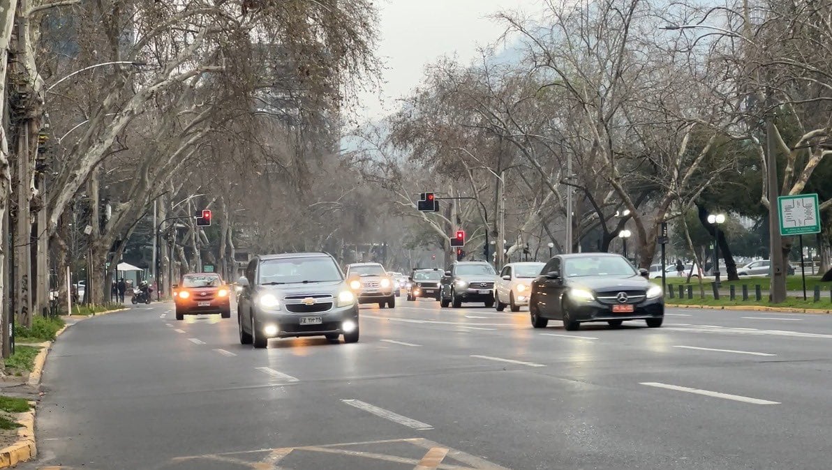 Anuncian desvíos de tránsito en Av. Andrés Bello en Providencia: trabajos se extenderían por un año
