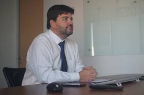 Ministerio de Energía cita de urgencia a distribuidoras por fallas en facturación