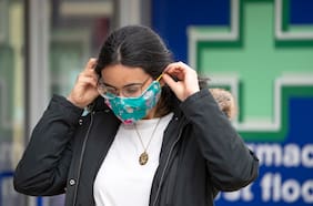 ¿Son efectivas las bandanas y las mascarillas caseras para detener el coronavirus? Un nuevo estudio puso a prueba su eficacia