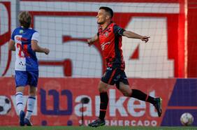 Limache pega primero en la Liguilla del Ascenso y vence con 10 jugadores a Antofagasta