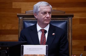 Criteria: Desaprobación (47%) de Presidente Kast supera a su aprobación (43%) en segunda semana de mandato