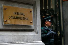 Revés para estudio Carey: TC acoge requerimiento de ex socio y permite demanda por daño moral a la honra