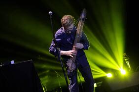 Silvio Paredes agenda show íntimo en Teatro Zoco