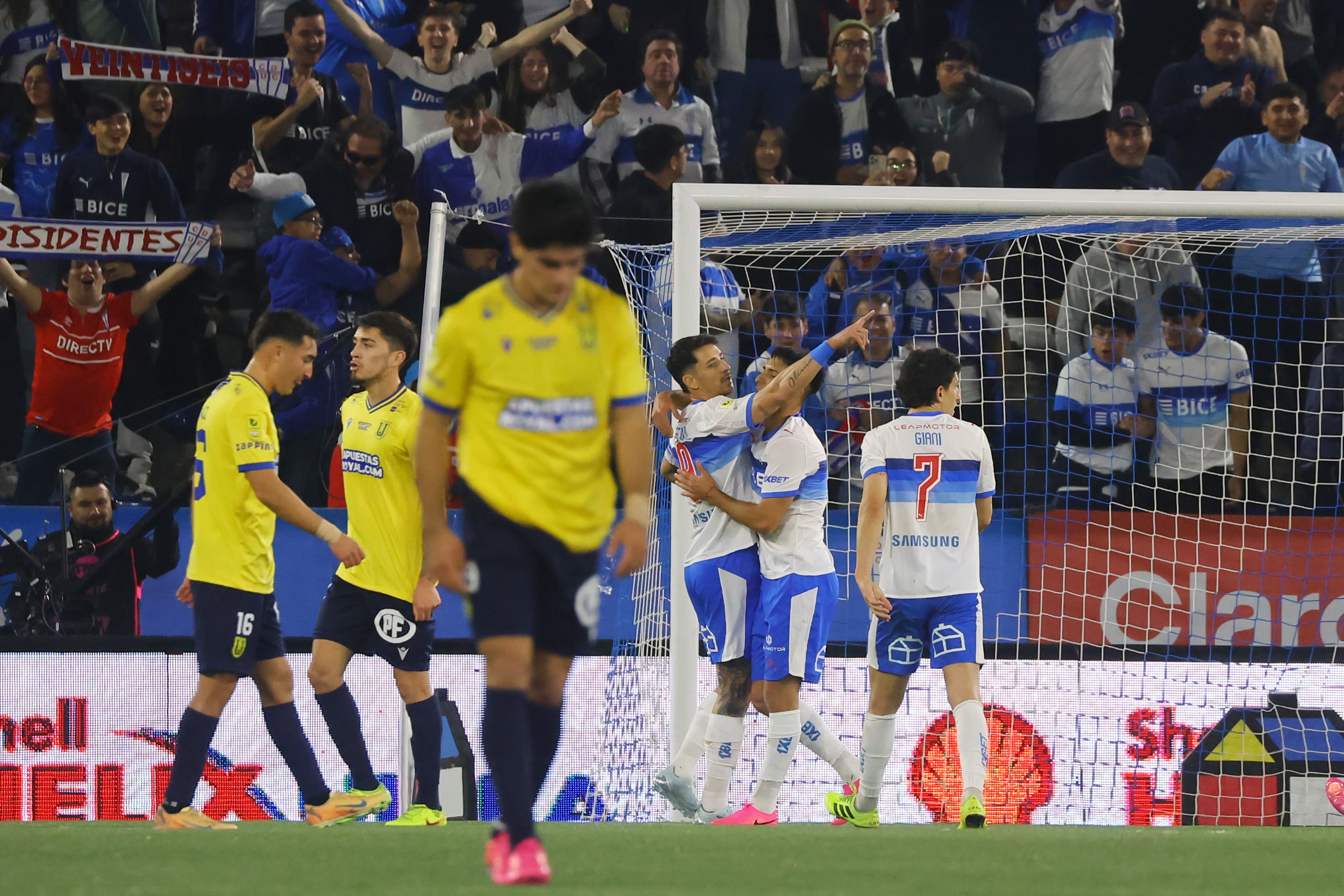 Fernando Zampedri pone de cabeza a Universidad de Concepción y la UC termina la primera rueda con una contundente goleada