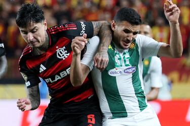 Erick Pulgar fue titular en el debut del Flamengo en el Mundial de Clubes.