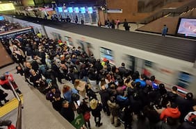 Metro de Santiago anuncia cambios en la circulación de pasajeros de la estación Baquedano