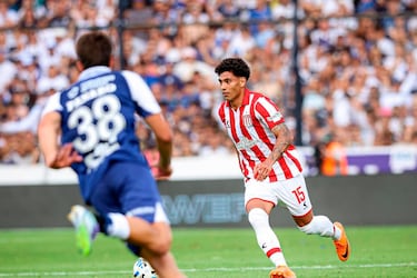 Gimnasia enfrenta a Estudiantes por la semifinal del torneo argentino.