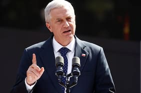 Kast blinda a Poduje en polémica de humedales y lanza: “Si uno se equivoca en una ley, hay que reconocerlo”