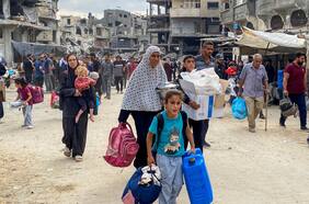 Columna de Diego Khamis: Un año de barbarie y Chile