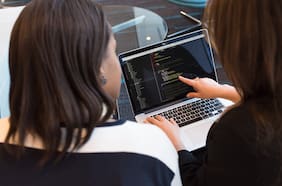 Día Mundial de las Telecomunicaciones: Los esfuerzos para aumentar la participación femenina en la industria