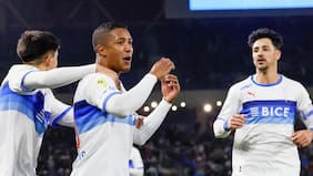 Sigue la racha de la UC: remonta a Copiapó en la Copa Chile y suma nueve triunfos consecutivos