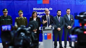 Arrau llama a “la calma” ante críticas a la reforma y afirma: “La constitución se ha modificado al menos una vez al año por materias de seguridad”