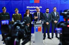 Arrau llama a “la calma” ante críticas a la reforma y afirma: “La constitución se ha modificado al menos una vez al año por materias de seguridad”