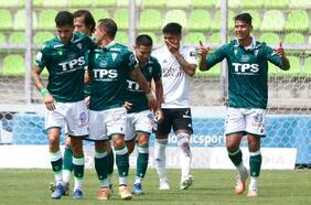 Wanderers pisotea a Colo Colo y lo hunde en el fondo