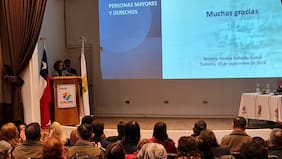 Poder Judicial capacita a adultos mayores en Ñuble para evitar fraudes bancarios ante aumento de casos