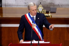 Cadem: aprobación de Kast sube a 41% tras Cuenta Pública, pero evaluación de su discurso marca el nivel más bajo desde 2010