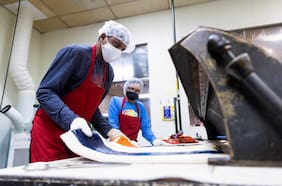 ¿Sus colegas deberían estar vacunados? El 88% de los chilenos están a favor que la vacunación sea obligatoria en el lugar de trabajo