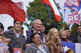Entre la confianza y las dudas: las reacciones de Chile Vamos y el oficialismo a la postura de Kast sobre evitar una “Constitución partisana”