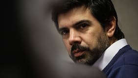 Fiscalía acusa a Lavín León de pagos irregulares a funcionarios que trabajaron en la sede de campaña de su padre