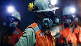 Federación de Trabajadores del Cobre: “Todos los gobiernos han estado en la tendencia de solamente sacar la plata de Codelco”