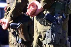 Carabineros de Huara formalizados por cohecho quedan en prisión preventiva