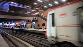 Metro de Santiago cierra siete estaciones de Línea 1