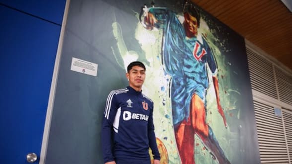Los secretos del jugador de la U que llevó a Darío Osorio al CDA: “Lloraba mucho; yo le decía que tenía que aguantar”