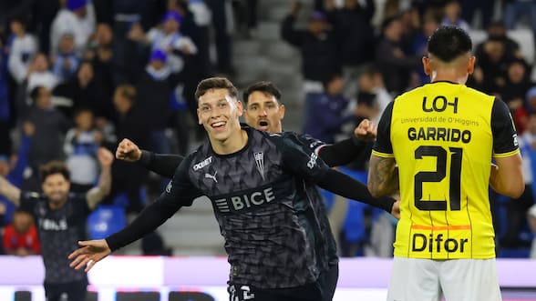 Nueva noche inspirada de Zampedri y Gómez sentencia: la UC alcanza a la U en la lucha del Chile 2 con un triunfo ante O’Higgins