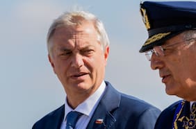 Presidente Kast destaca rol de la FACh en seguridad y reafirma respaldo a Carabineros