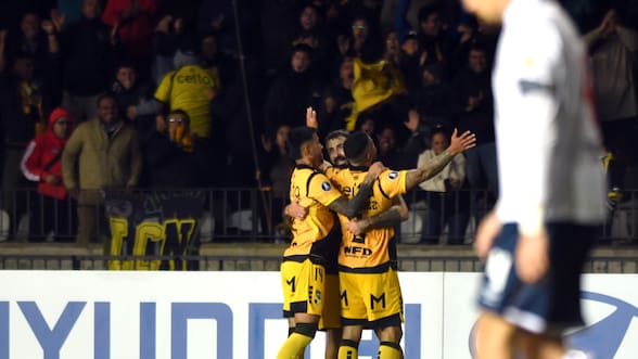 En el regreso a la Copa Libertadores tras 34 años: Coquimbo Unido tiene premio y logra un agónico empate con Nacional