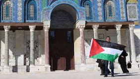 Parlamentarios oficialistas exigen que Cancillería pida antecedentes a Israel tras deportación de chileno de ascendencia palestina