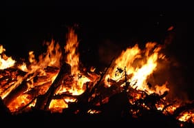 ¿Qué se celebra en la noche de San Juan?