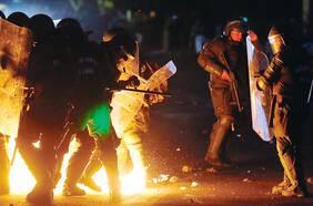 Embajador alemán en Chile: “Carabineros enfrenta un nivel de violencia que no tiene parangón con lo que vive la policía en Alemania”