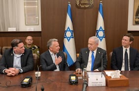 Enviados de Trump participan en reunión del gobierno israelí para aprobar el plan de Gaza