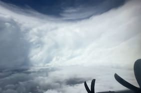 Así se ve el interior del huracán Melissa: podría afectar a 1,5 millones de personas