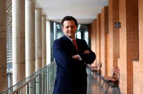 Gabriel Bocksang, decano Derecho UC: “El diseño que se propone para la judicatura plantea riesgos gravísimos de politización para el Poder Judicial”