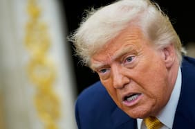Trump anuncia nuevos aranceles: 100% a productos farmacéuticos y fuertes gravámenes a camiones y muebles