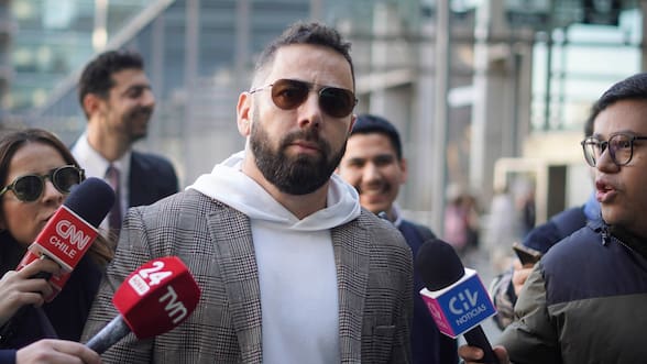 Liquidador demanda a Rodrigo Topelberg para anular la venta de su Jeep en medio de quiebra y deudas por $15.000 millones