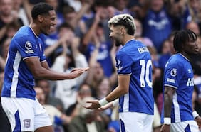 Ipswich Town consigue un agónico triunfo ante el Sunderland en el debut de Marcelino Núñez en la Premier League