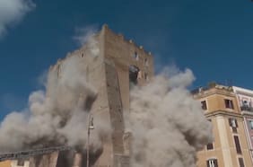 Registran el repentino derrumbe de una torre medieval del siglo XIII en Roma