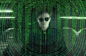 Soy físico y encontré indicios de que vivimos en un Universo simulado por computador como en The Matrix