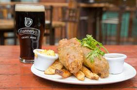 Flannery's Beer House, un bar para comer y tomar como irlandés