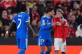 En Argentina defienden a Prestianni y aseguran que llamó “hermano” a Vinícius Jr. en el polémico duelo de la Champions