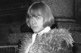 Brian Jones: cinco rutas para conmemorar al genio platinado y maldito de The Rolling Stones