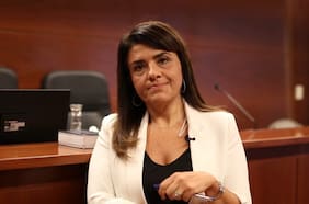 Fiscalía avanza en investigaciones contra exministros de corte y este lunes formaliza a destituida jueza Sabaj